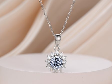 1 Carat Floral Round Grey Moissanite Pendant Necklace Moissanite Halo Sunflower Gold Chain Pendant Anniversary Gift Supply