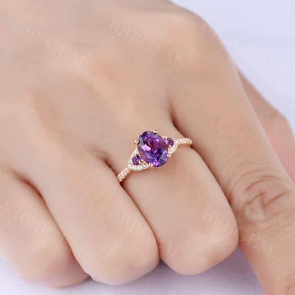 Vintage 6x8mm Oval Cut Amethyst Diamond Engagement Ring In Yellow Gold Cheap