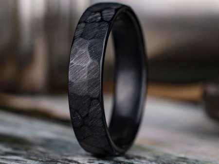 (In-Stock) The Apollo Noir | Men s Hammered Black Titanium Wedding Band - Size 13.75 | 6mm Wide Online Sale