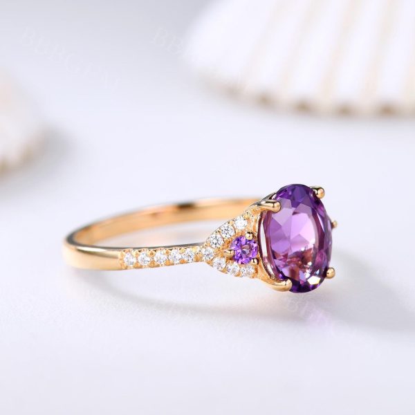 Vintage 6x8mm Oval Cut Amethyst Diamond Engagement Ring In Yellow Gold Cheap