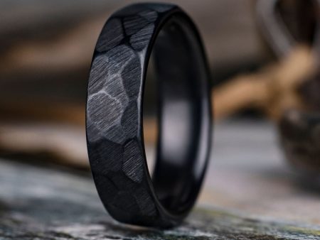 (In-Stock) The Apollo Noir | Men s Hammered Black Titanium Wedding Band - Size 8.25 | 6mm Wide Fashion