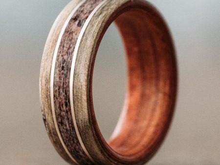 (In-Stock) Custom Louisiana Bogwood Wedding Band with Walnut Wood Liner, Elk Antler, & Dual Silver Inlays - Size 9.5 | 8mm Wide For Sale